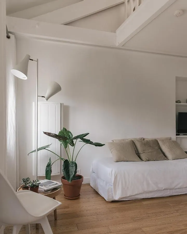 Apartment Appartement Terra Nova Paris