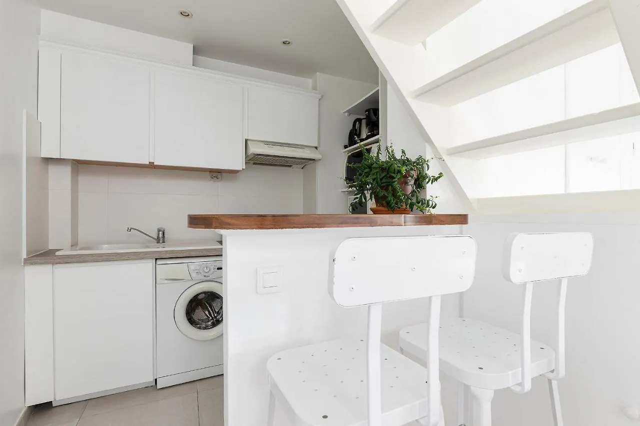 Apartment Appartement Terra Nova Paris